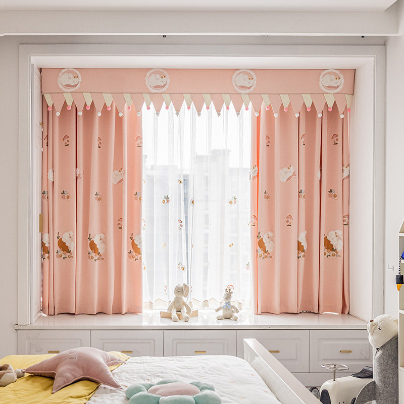 女孩房间窗帘公主风