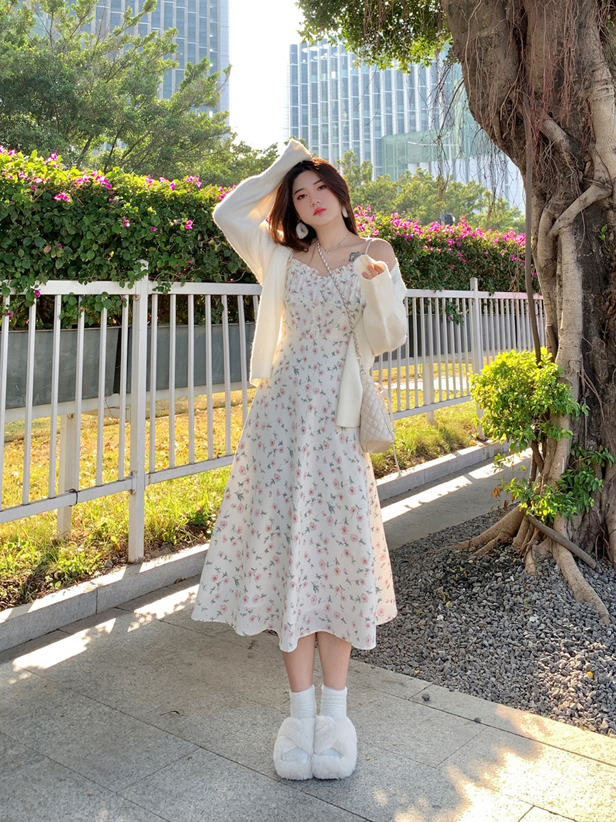 碎花连衣裙吊带裙女夏2022气质夏季小个子无袖长裙显瘦高级感裙子