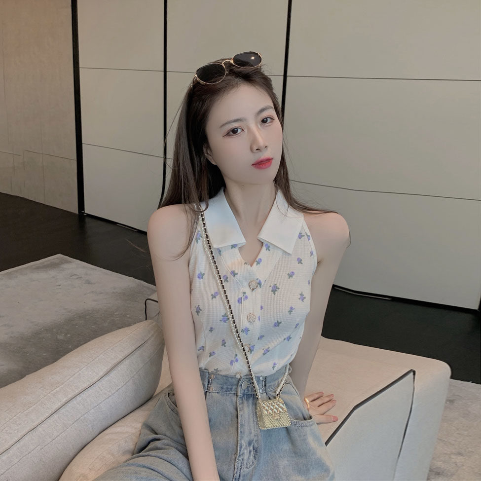 小清新碎花吊带衫女挂脖polo领削肩挂脖小背心夏季外穿单排扣上衣