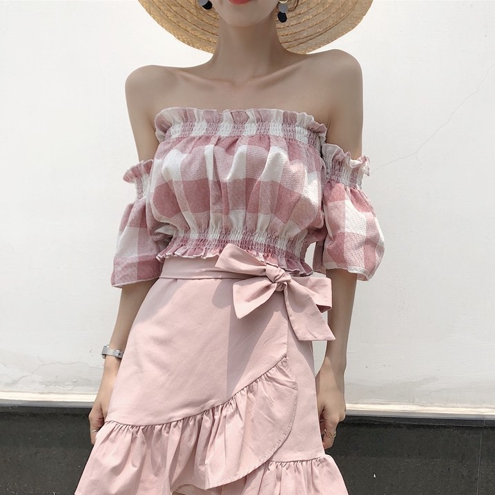 2019春季新款一字领露肩短袖格子雪纺衫修身韩版性感短款上衣女装|msdalam kategori Butik wanita / wanita, baju lace/baju chiffon - dari Buy2taobao.com untuk memberikan perkhidmatan ejen Taobao profesional membeli