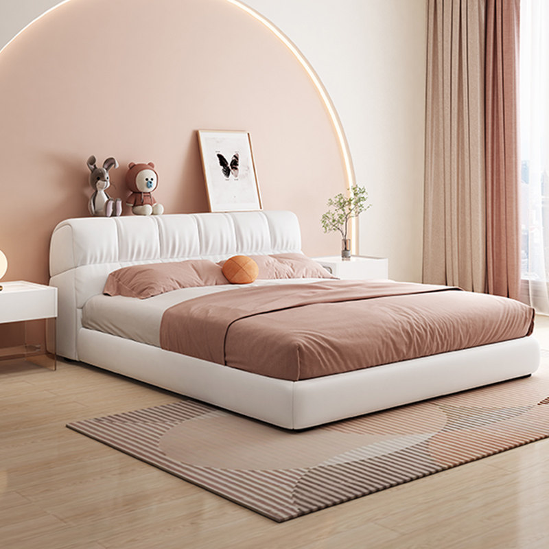 轻奢真皮床现代简约2022新款双人1.8米网红风北欧方块主卧软包床