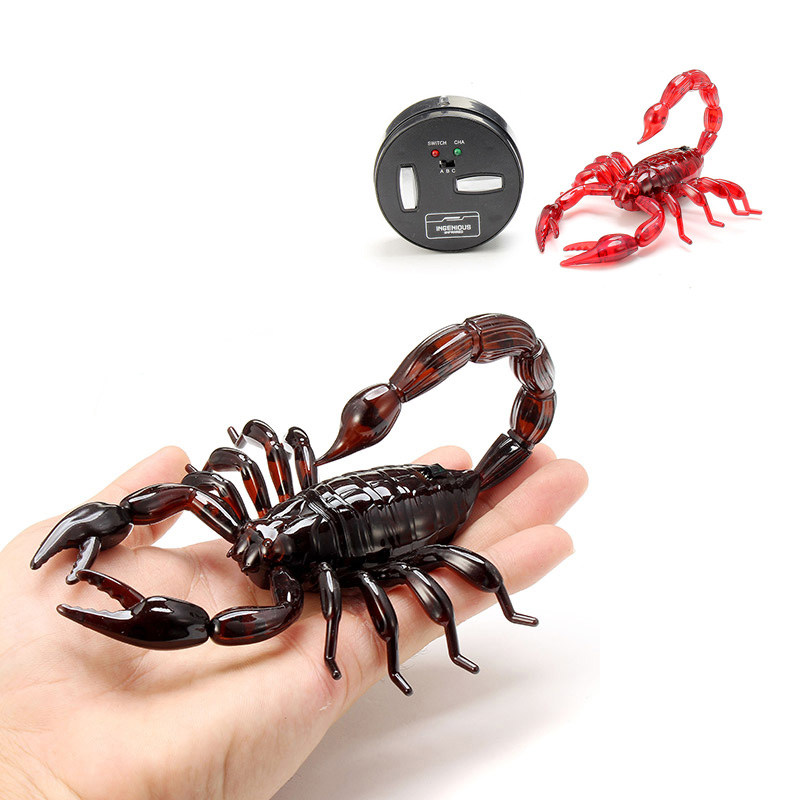 整人圣诞礼物_遥控电子蝎子创意整蛊仿真动物玩具儿子同学生日圣诞节