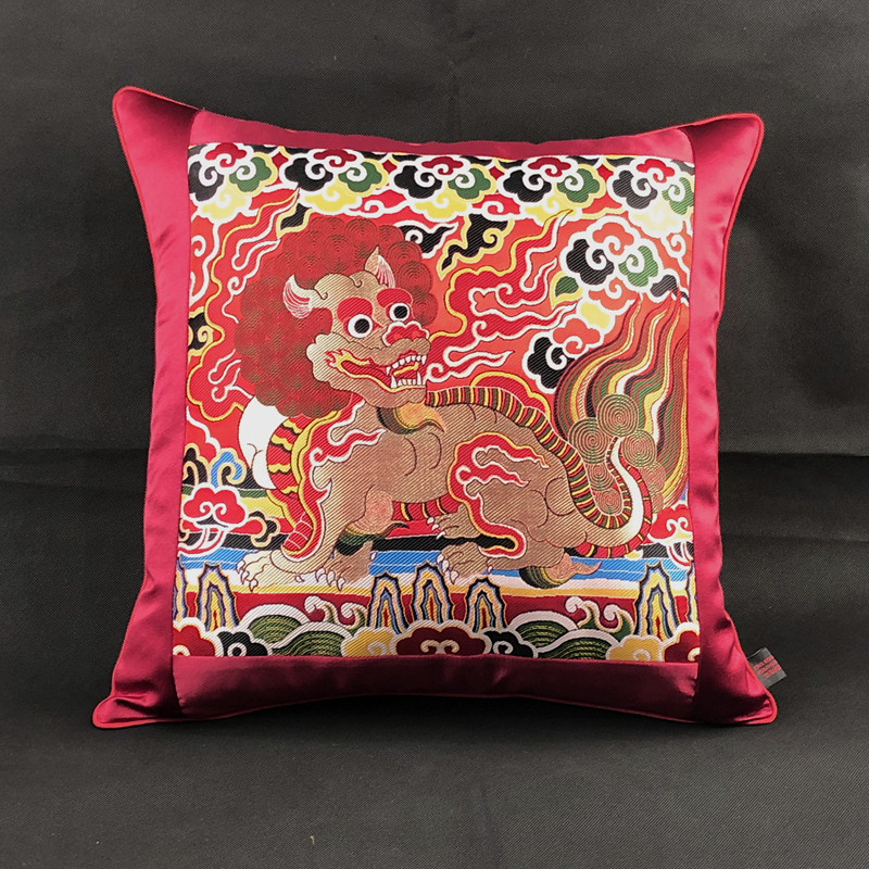 中式古风传统麒麟抱枕瑞祥刺绣靠包背腰枕办公室吉祥藏式靠背垫套