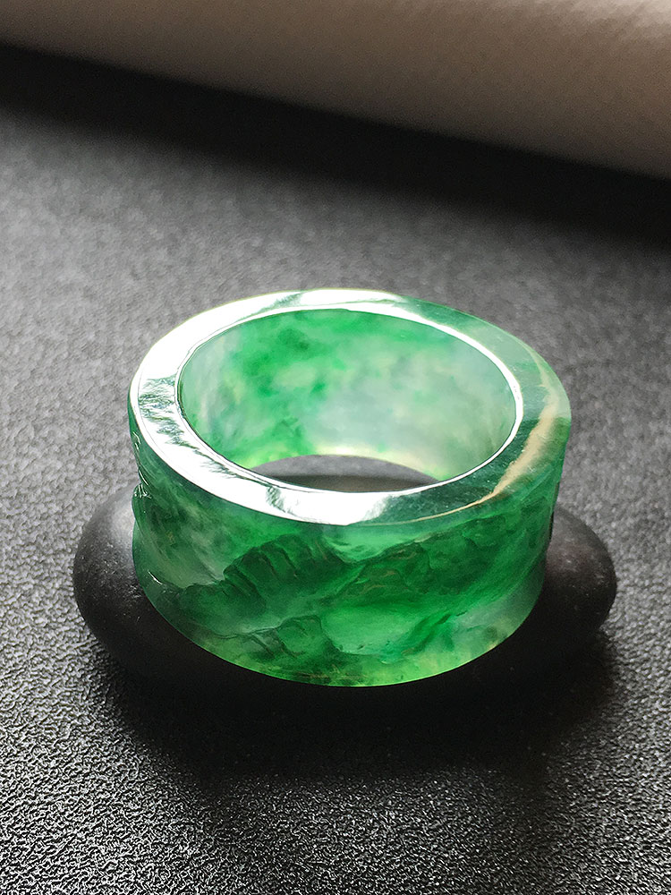 翡翠冰种翠绿色山水扳指冰阳绿满绿文玩扳指男款22mma货老种扳指