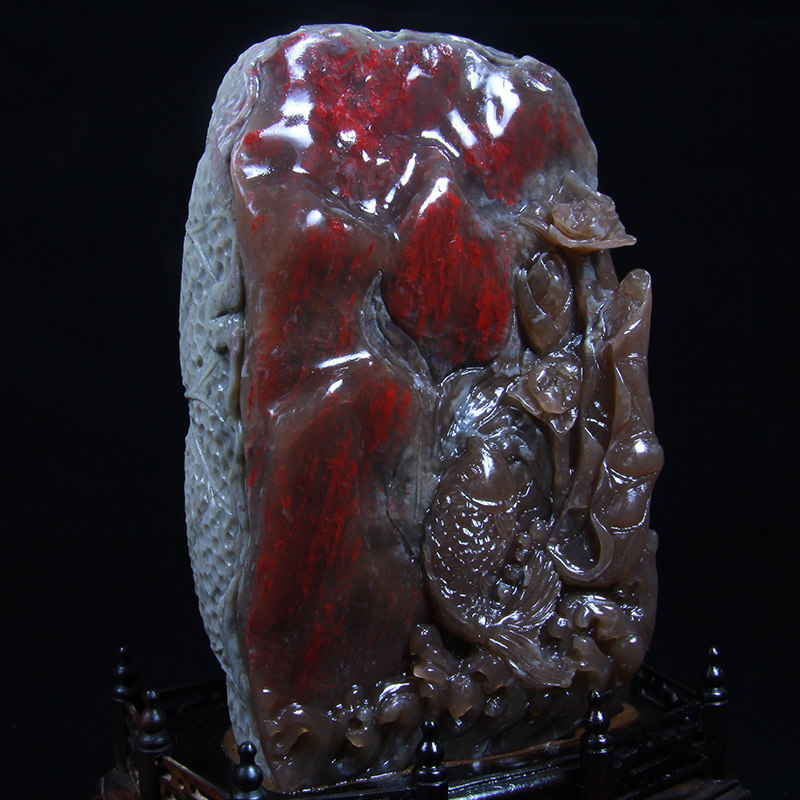 国之瑰宝 精品牛角冻昌化鸡血石摆件《锦上添花》