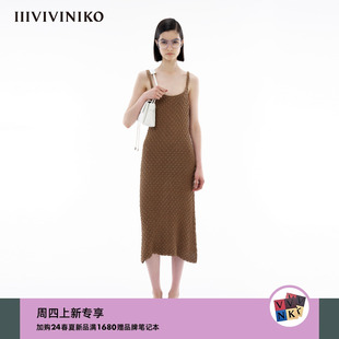 IIIVIVINIKO2024夏季新款“金属色钩针感”A型吊带针织连衣裙女