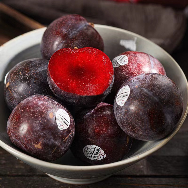 新鲜国产女王胭脂李2斤装红肉李子红恐龙蛋纯甜不酸水果 顺丰包邮