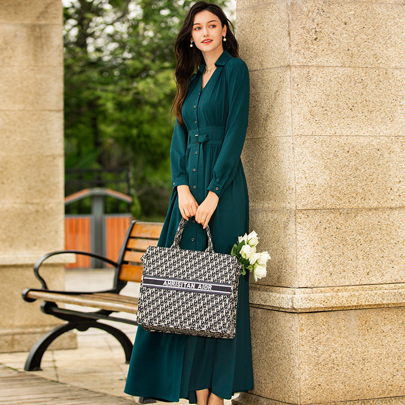 帝弗润驰女神范衣服气质高端优雅墨绿色温柔风长裙收腰过膝连衣裙