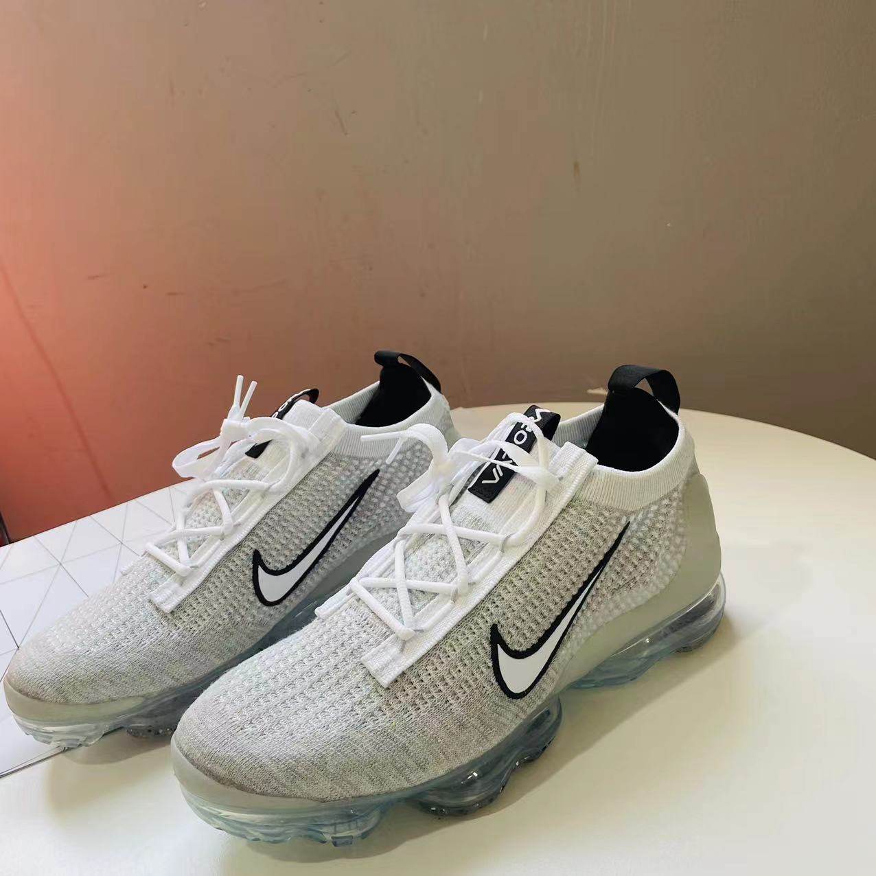 nike vapormax flyknit2021 男子全掌气垫运动跑步鞋dh4084-100