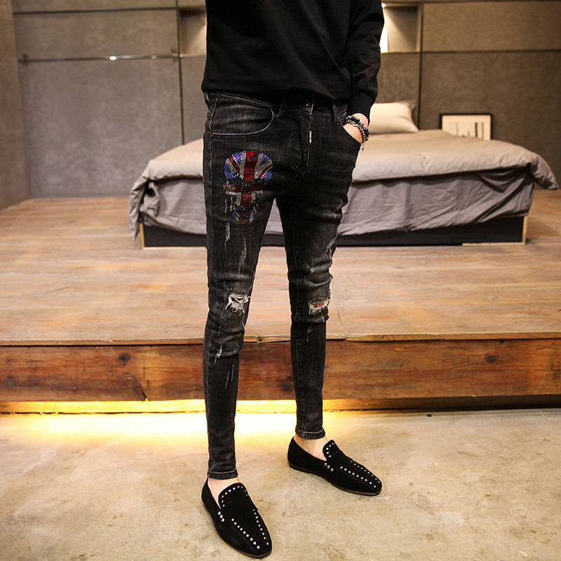 精神小伙紧身裤