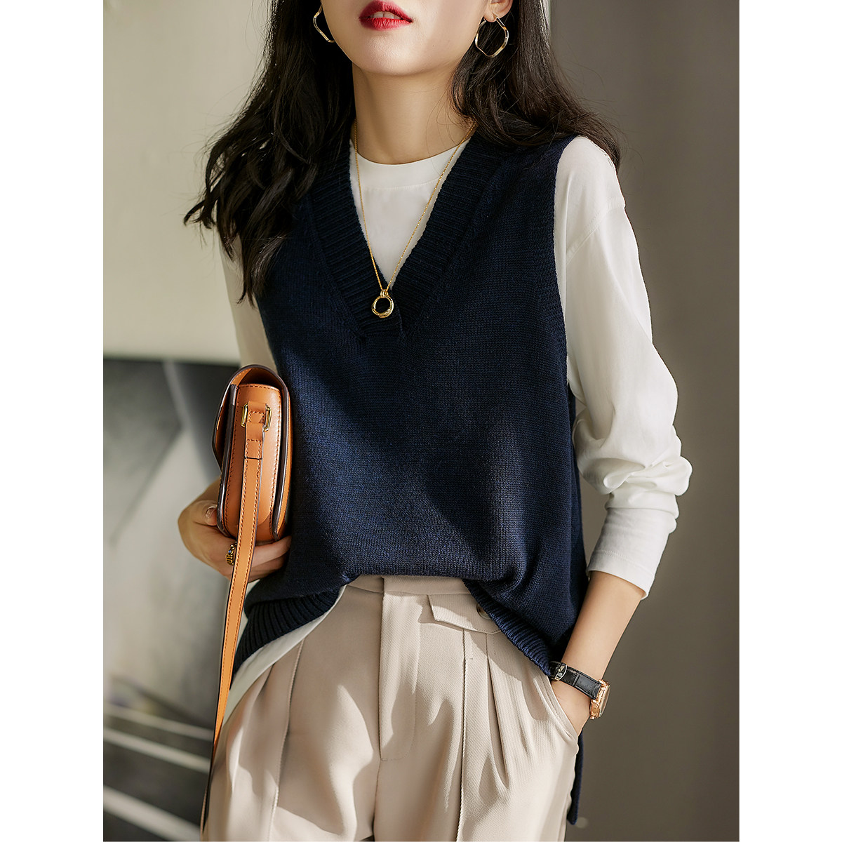 [zy358053ag]笑涵阁 时髦的女知识分子前短后长v领羊毛针织背心