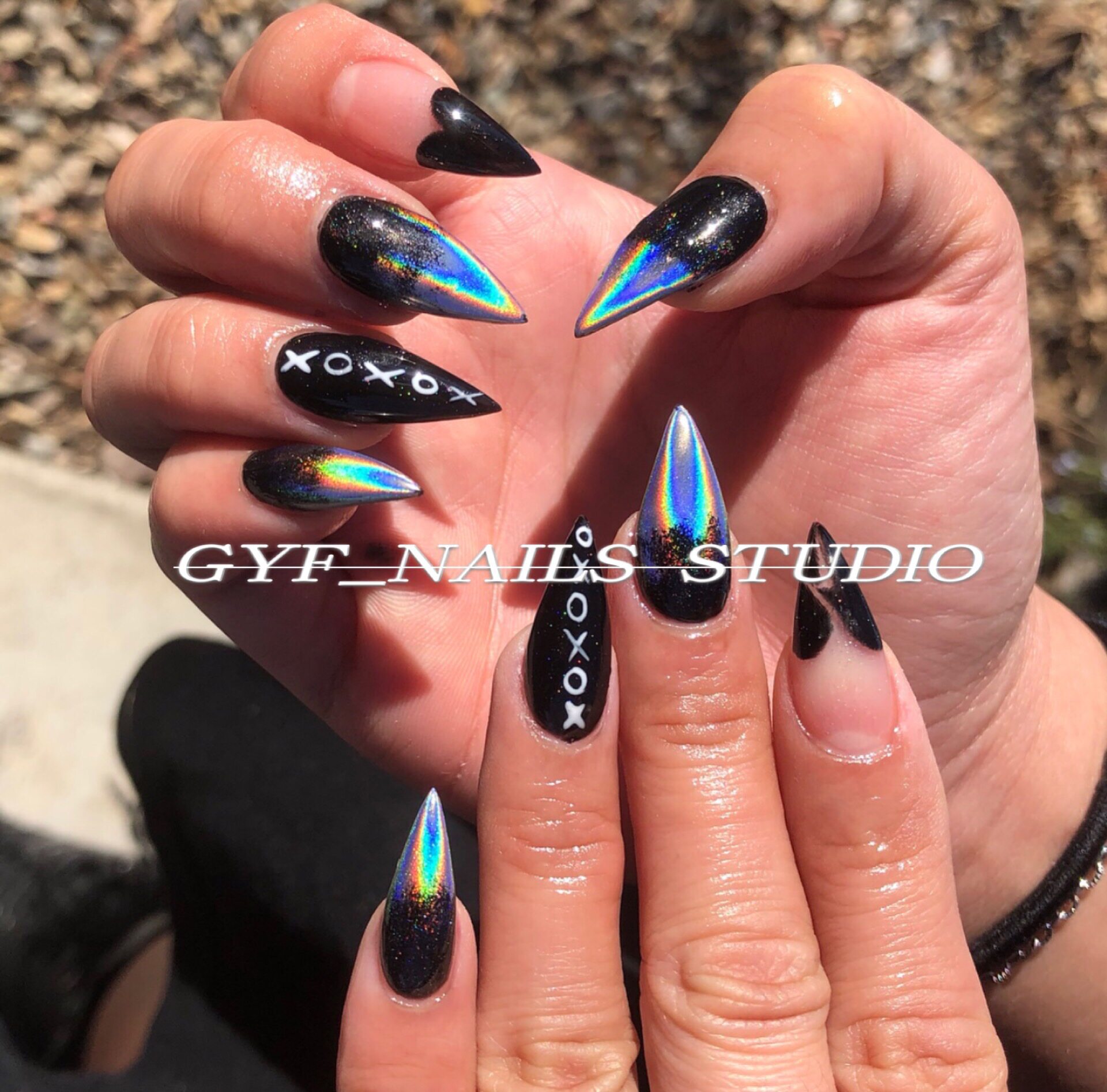 番茄岛镭射尖甲片爱心欧美风暗黑系风格美甲成品贴片