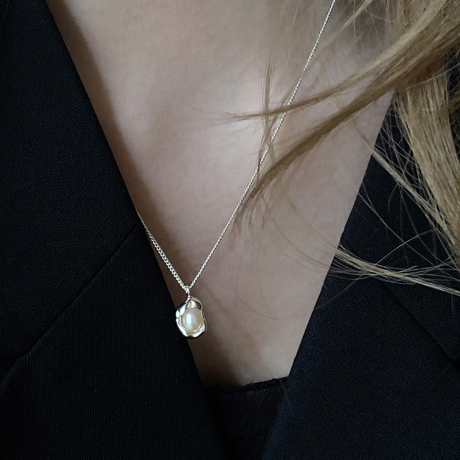 S925纯银项链女小众原创设计感高级气质珍珠贝壳项链锁骨链毛衣链