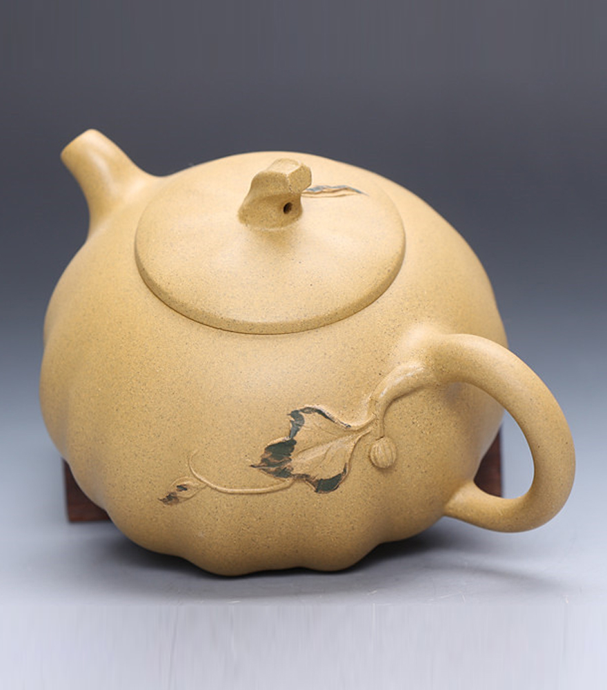 原矿段泥 工艺美术师 徐凤娟作品 万象回春壶 附证书 执壶照