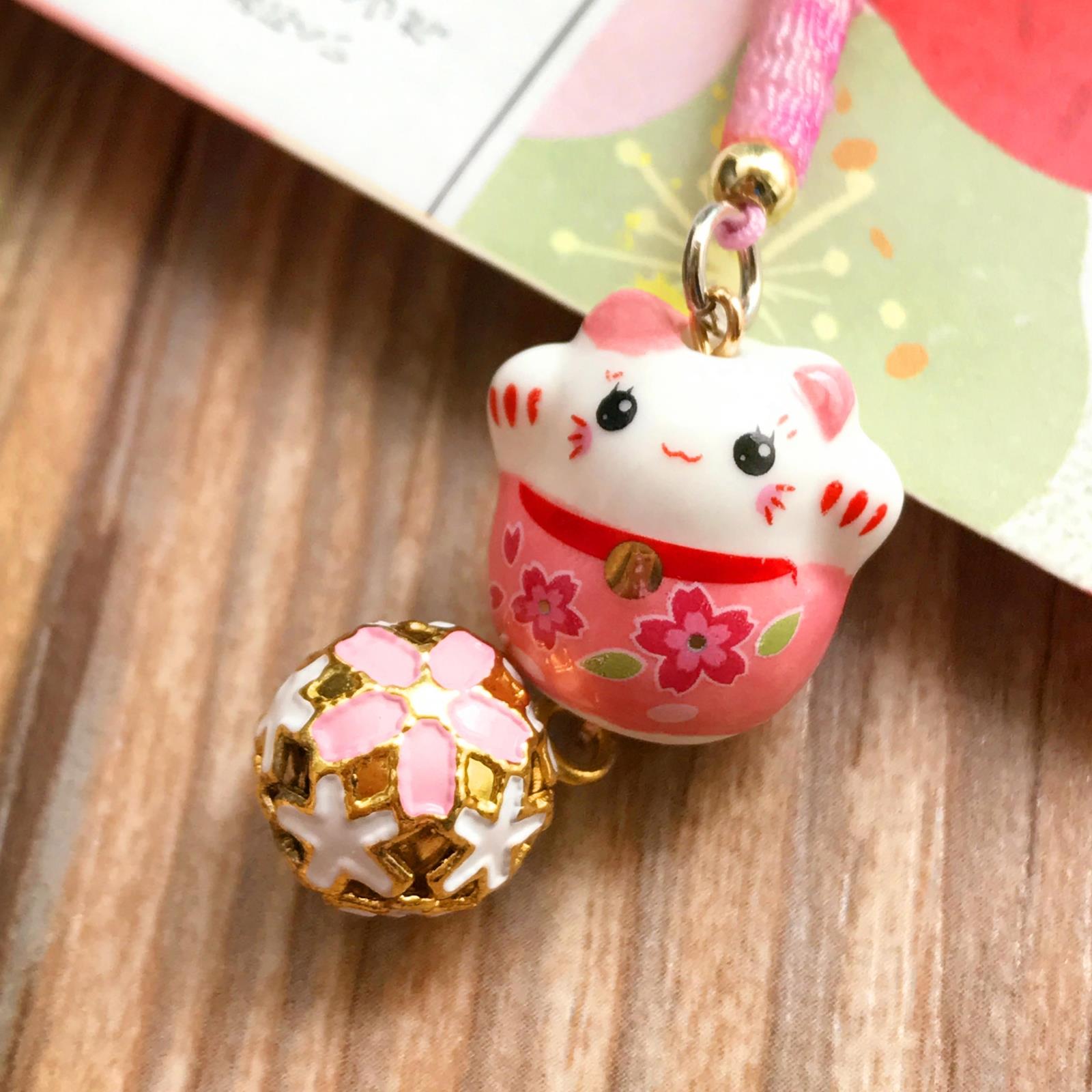 日本可爱粉色樱花镂空铃铛陶瓷猫招福招财手机挂件挂饰手机链