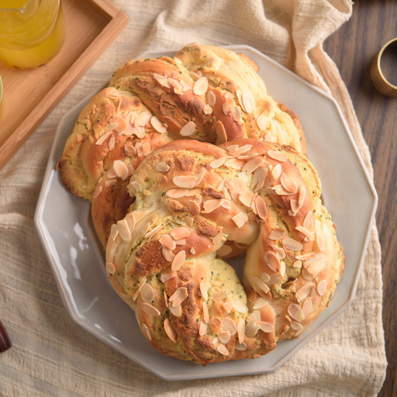 一折手工软欧包面包_美糖任4件包顺丰*红茶奶酥软欧包 低糖零食新鲜