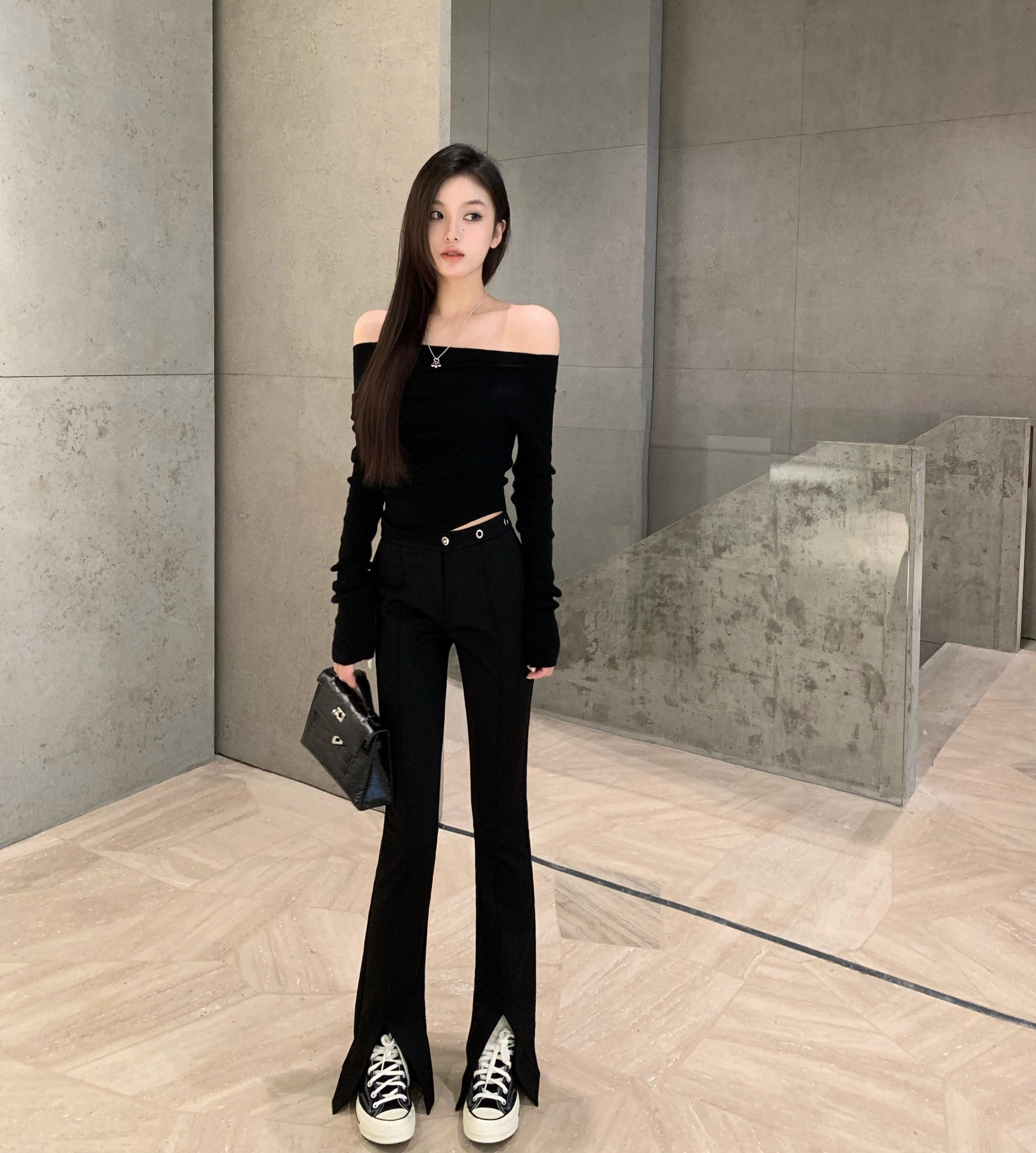 chicyou 超显瘦气质百搭休闲裤子开叉黑色紧身裤中低腰喇叭长裤女