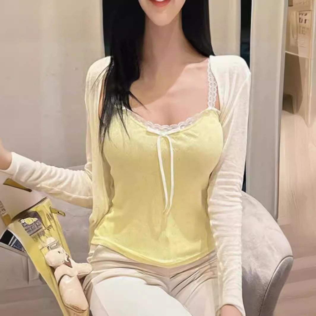 商场cosplay女装蕾丝花边打底衫魅力女人B备！性感低胸蕾丝印花微