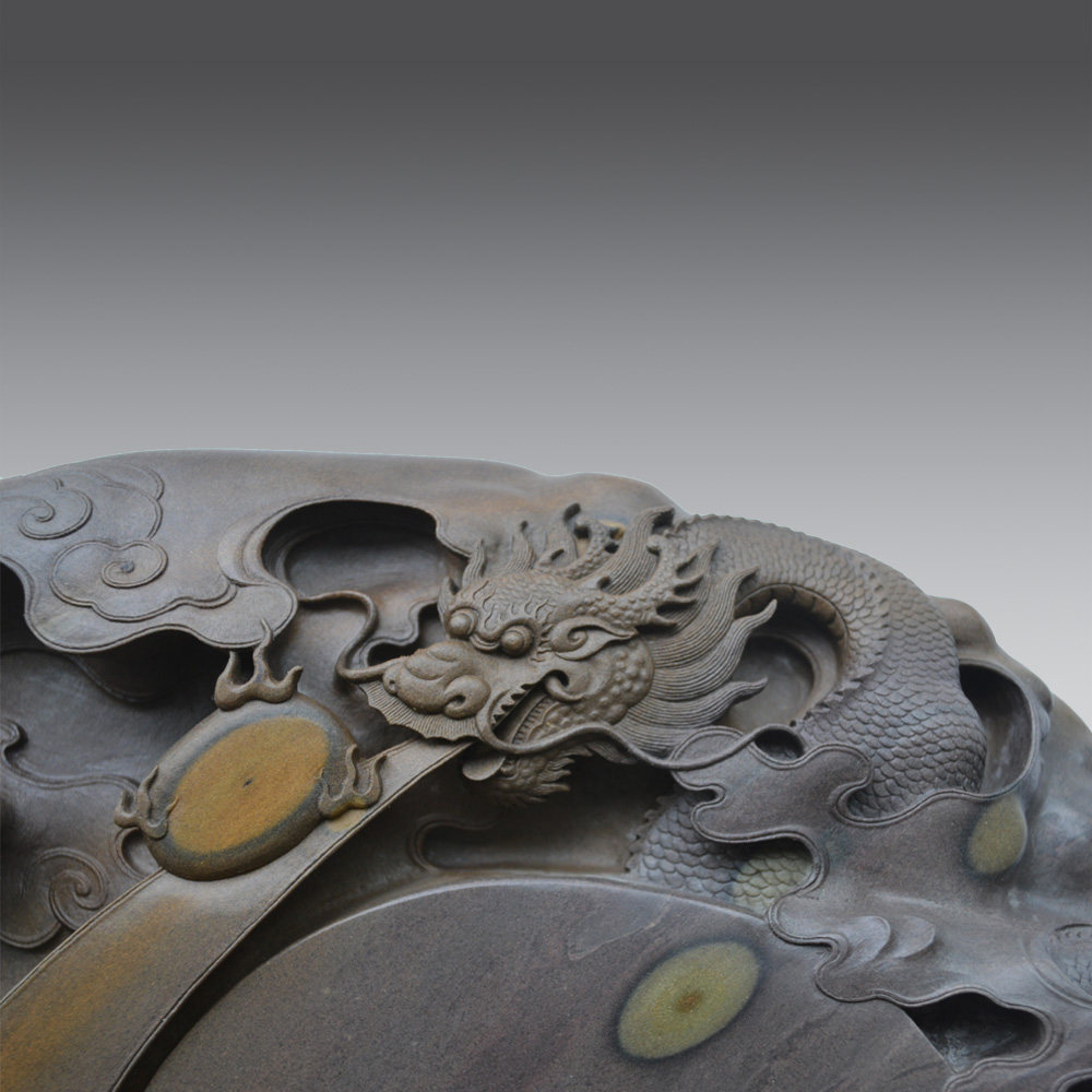 端砚大师张玉强作品 梅花坑 《龙腾戏珠》砚