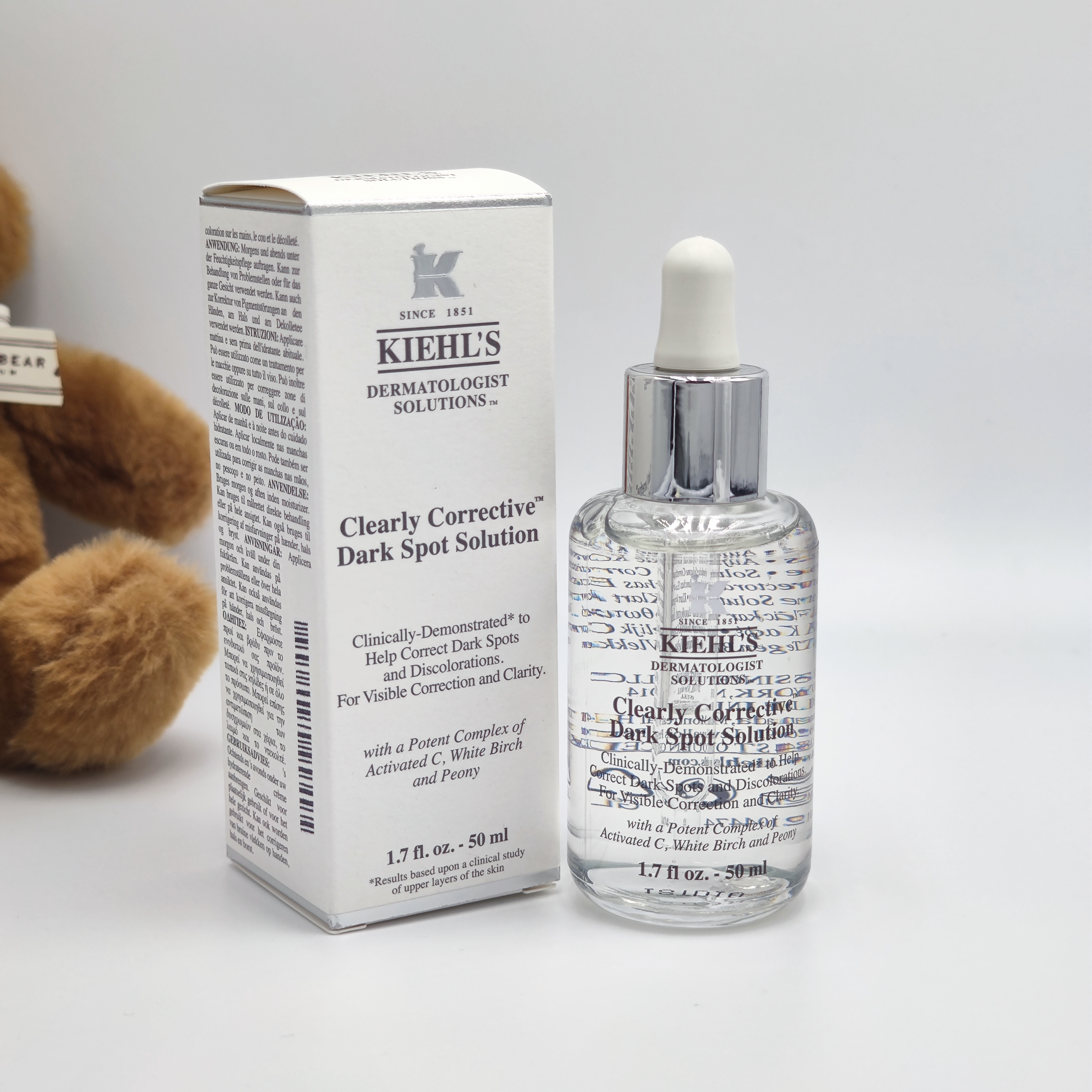 科颜氏安白瓶美白淡斑精华是一款十分有效的美白精华,美白可以说是