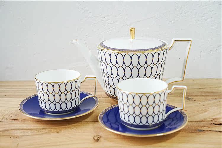 wedgwood玮致活金粉年华1壶2杯2碟骨瓷咖啡壶咖啡杯