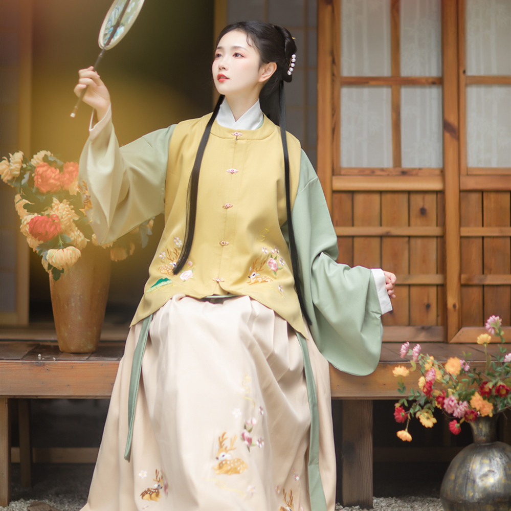 明制三件套汉服秋