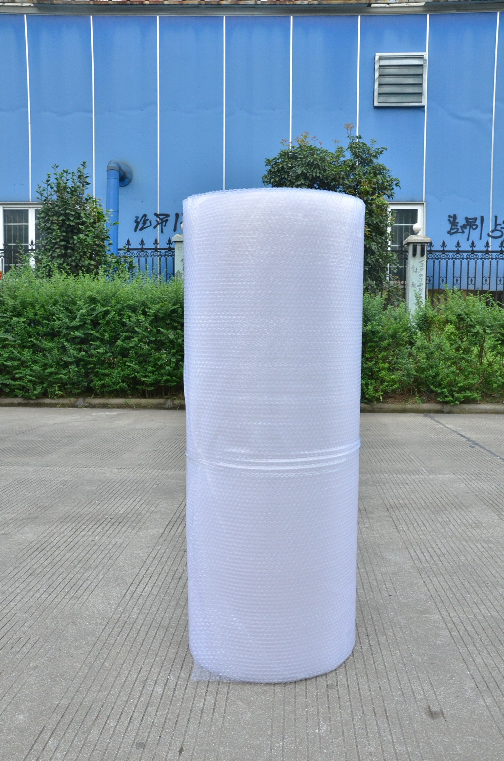 快递气泡膜批发塑料泡沫泡泡贴纸快递包装窗户玻璃保温保暖珍珠棉