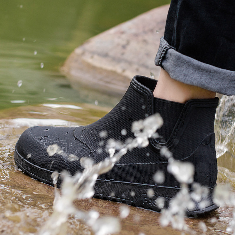 套鞋轻便水鞋厨房雨靴洗刷车水靴软底防滑防水韩版四季工作雨鞋男