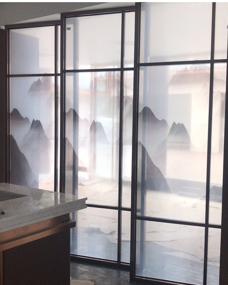 夹画玻璃 夹绢玻璃 新中式水墨山水屏风隔断已售3新品淘宝￥326折后价