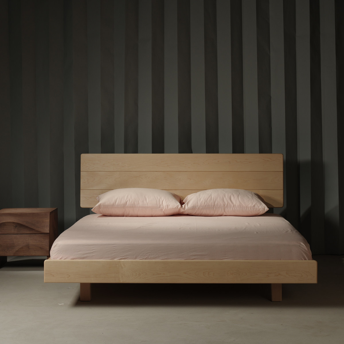 逸刻|塔斯床 黑胡桃硬枫木简约原创设计全实木木蜡油卧室家用