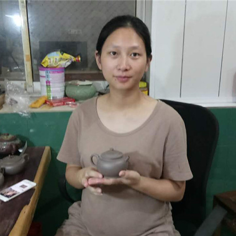 助理工艺师杨菲《德馨》 原矿青灰泥 230cc