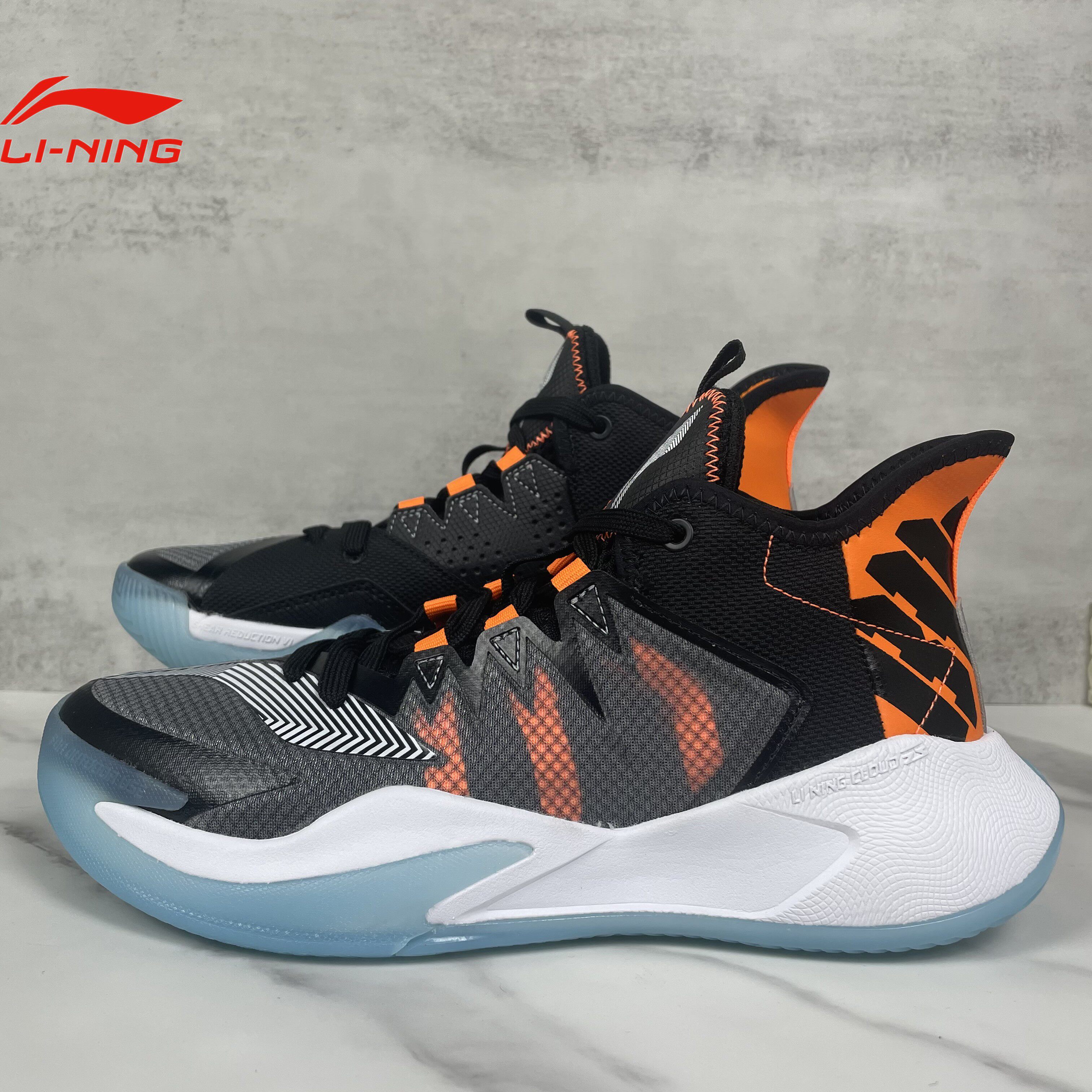 天择体育oy的优惠券大全—李宁篮球鞋男暴风2021新款夏季网面透气中帮