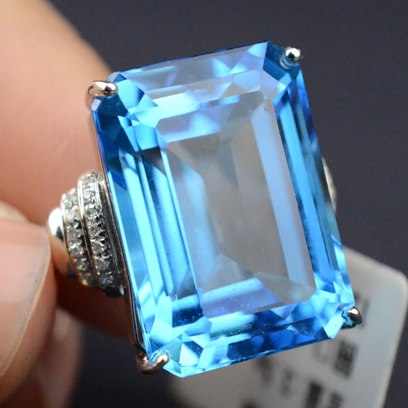 26克拉 18k金伴钻天然绝美极品纯蓝 托帕石戒指【7956】