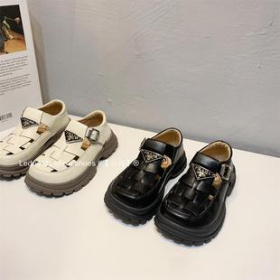 2024春夏新款韩版儿童鞋子潮牌中大女童黑色框子鞋小女孩运动凉鞋