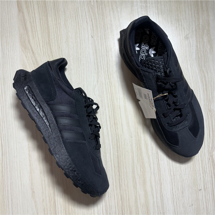 阿迪达斯 Adidas Retro