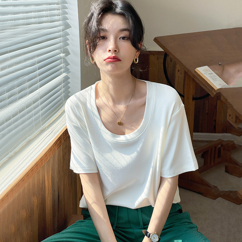 大u领t恤女大码宽松显瘦夏季女装基础款纯白色短袖漏锁骨低领上衣