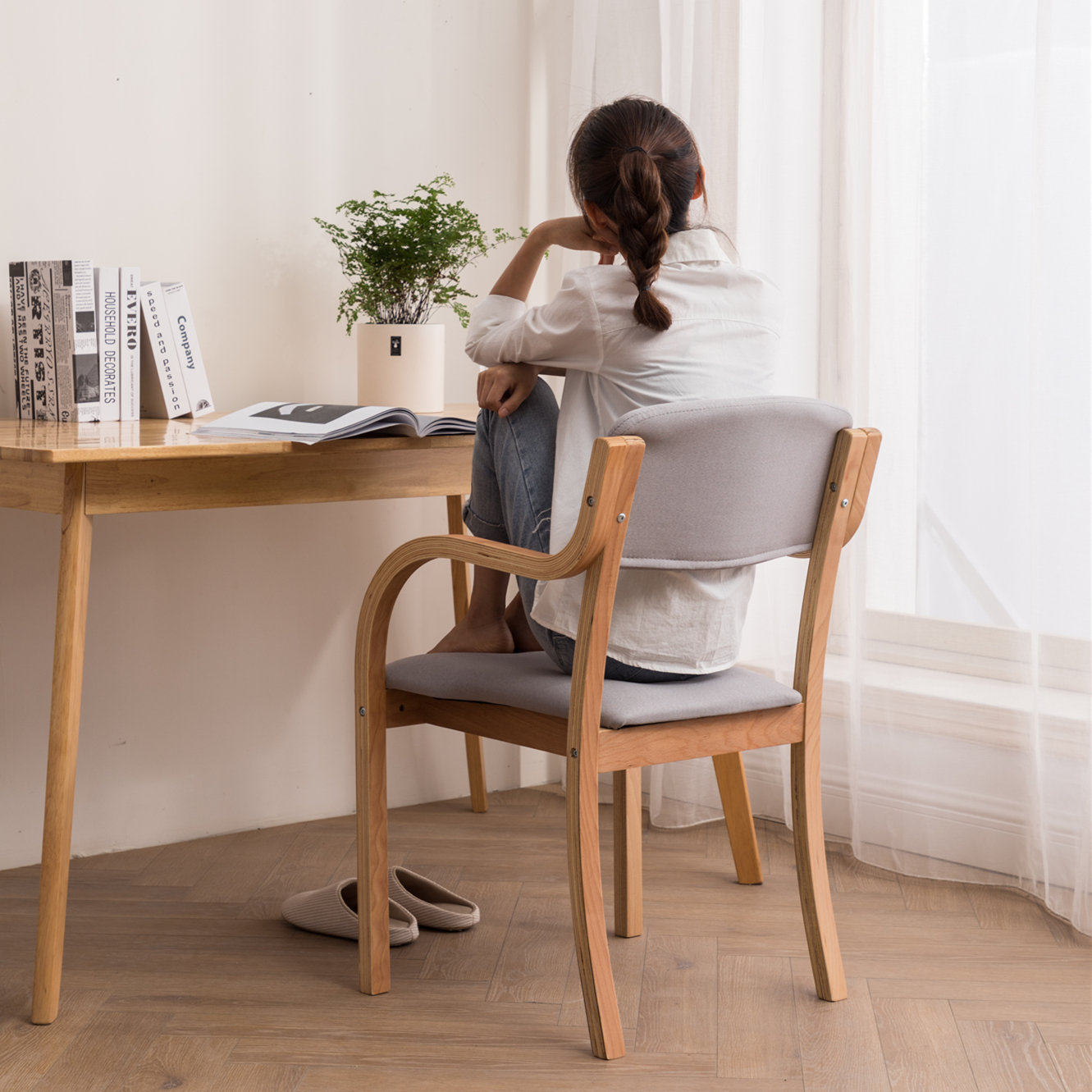 淘宝￥998券后价￥489北欧亚克力餐椅家用带扶手透明椅子奶茶店户外