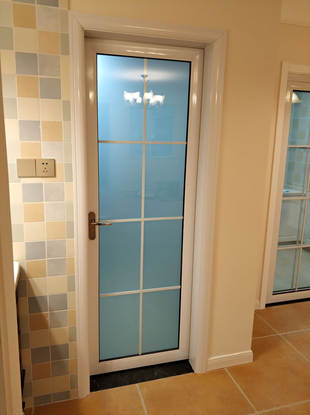 武汉定制卫生间玻璃磨砂门钢化双层中空钛镁合金厨房厕所平开门已售