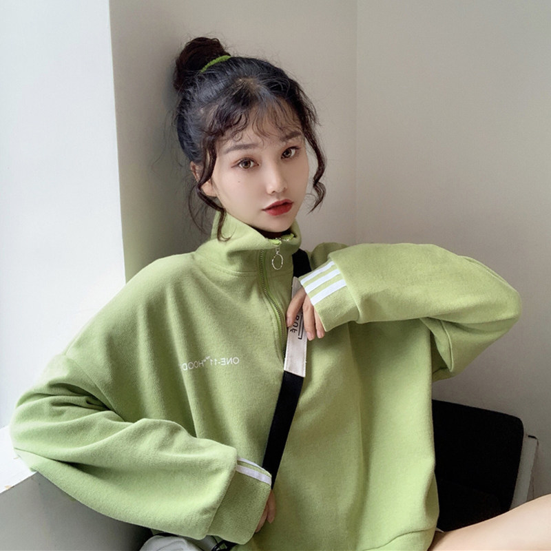 抹茶色卫衣