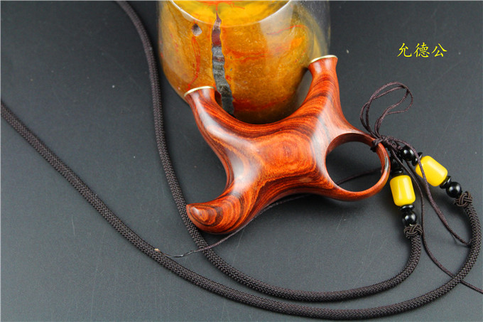 指环弹弓茶壶把玩弹弓项链弹弓精选小叶红檀魔力花纹铜撑头便携弓