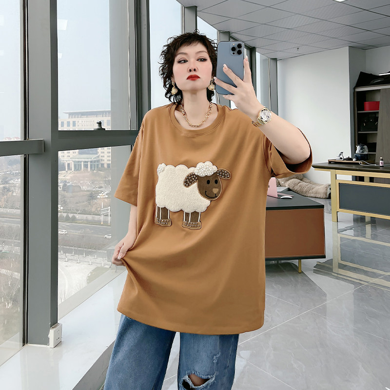 宽松重工镶钻大码女装200斤胖mm潮刺绣中长款小羊短袖打底上衣t恤