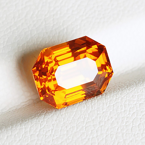 5.54克拉橙色蓝宝石