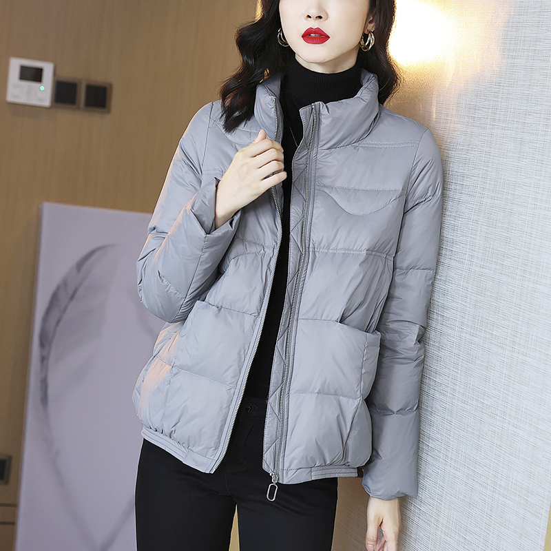 小款羽绒服女短款洋气