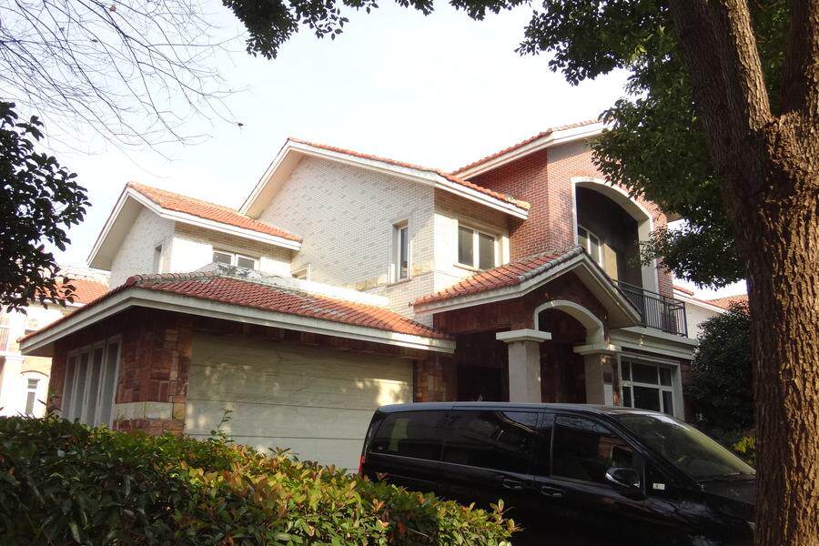 【第一次拍卖】苏州市相城区黄埭镇中市路8号丽滩别墅51号房地产