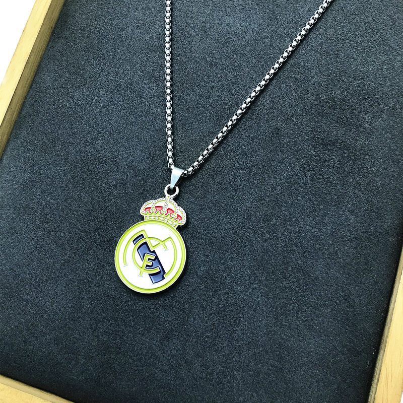 皇马利物浦阿森纳国米曼城巴萨切尔西队徽足球项链ac米兰球迷礼物