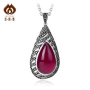 Red corundum is 925 Silver Thai fashion under large silver pendant inlaid rubies Imperial necklace