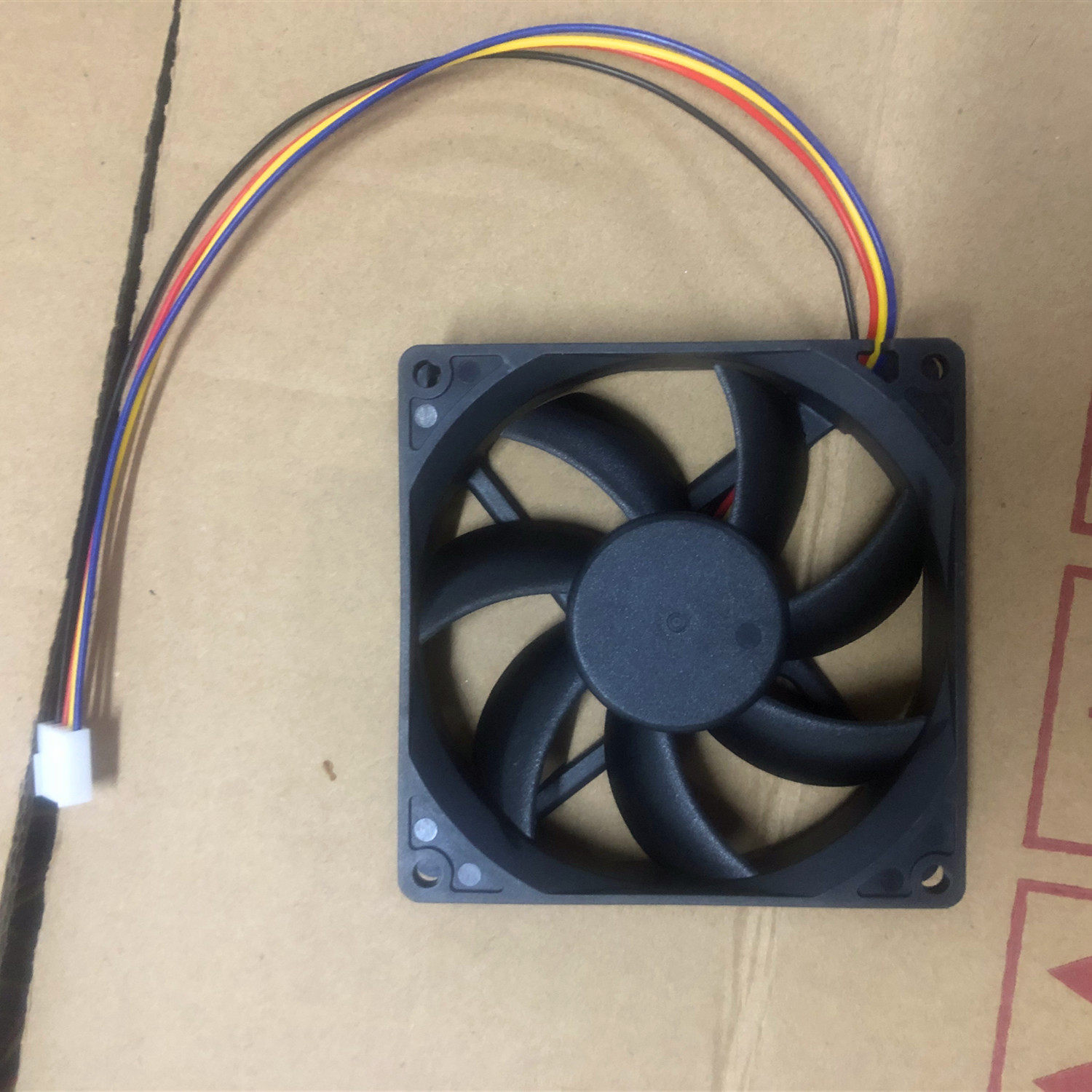 电脑主机风扇的相关内容 | 电脑主机风扇如何选购 | 优惠券 | 价格 | 