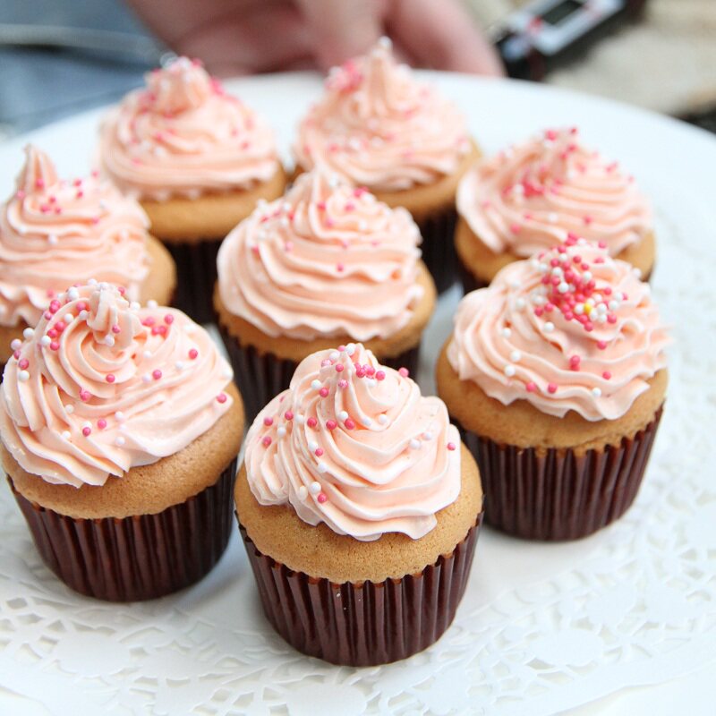 武汉同城/纸杯/奶油杯子蛋糕 巧克力甜品台生日cupcake奶油婚礼
