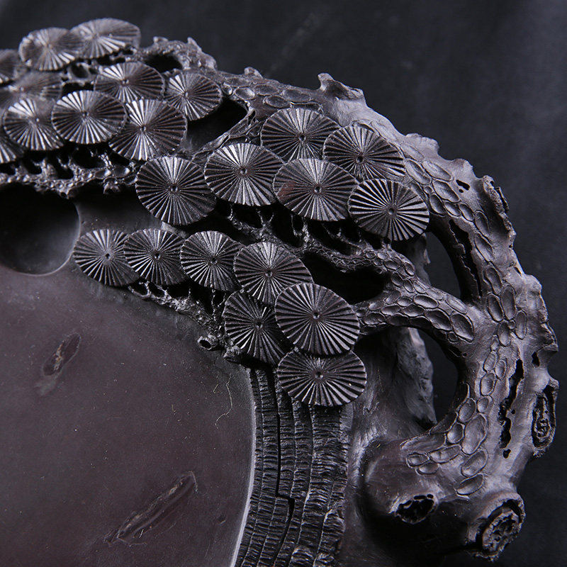 端砚泰斗亚太地区手工艺大师 黎铿作品 《松风》砚