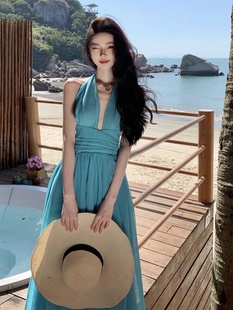 绝美蓝色挂脖性感露背沙滩连衣裙长款高级感深v长裙飘逸海边度假